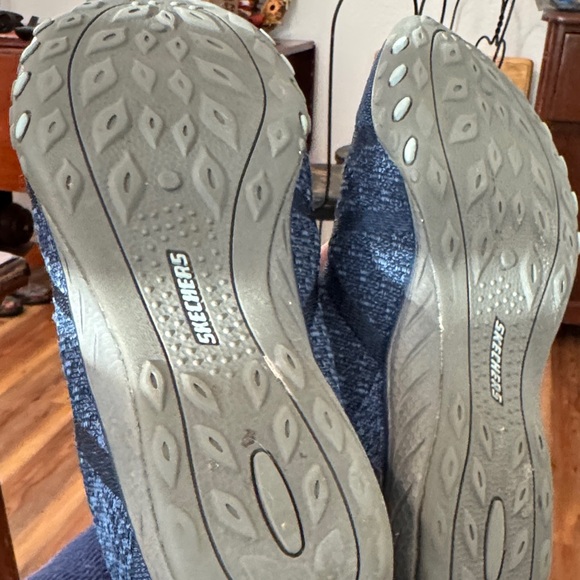 Skechers women’s ' Dark Blue Slip-On Sneakers - Picture 3 of 3